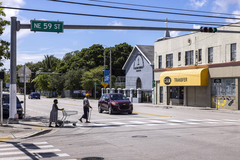 Rua do bairro de Little Haiti, em Miami, que passa por um processo de gentrificação pelo clima