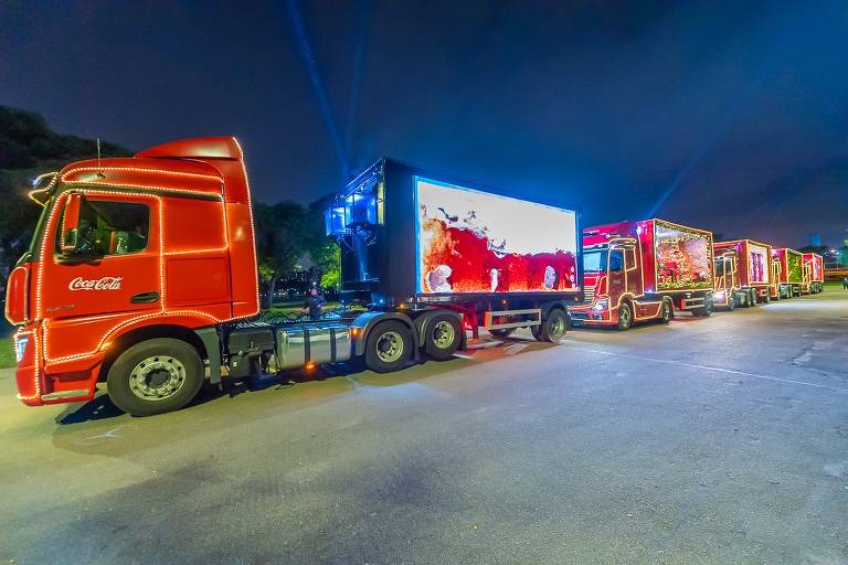 As caravanas iluminadas fazem parte da programação de Natal na cidade de São Paulo, em parceria com a Coca-Cola Femsa Brasil e chegam às ruas da capital paulista no dia 27 de novembro