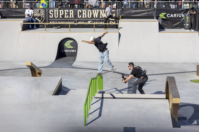 Cearense vence etapa de circuito de skate street amador em