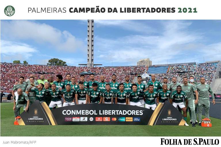 Jogadores e comissão técnica do Palmeiras antes da partida contra o Flamengo, pela final da Libertadores, no Uruguai
