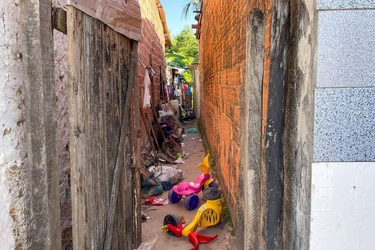 Comunidade da Muvuca, em Maceió, convive ao mesmo tempo com a escassez de alimentos e com a quase total falta d'água