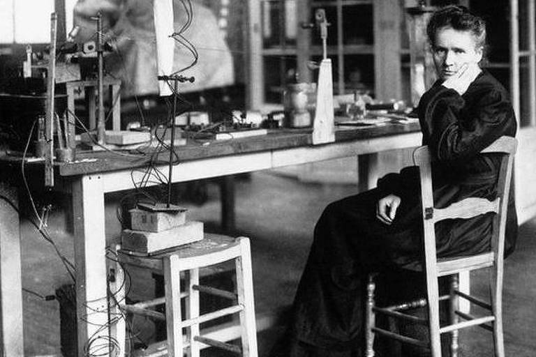 A cientista Marie Curie, única mulher ganhadora do prêmio Nobel duas vezes, de Física e Química