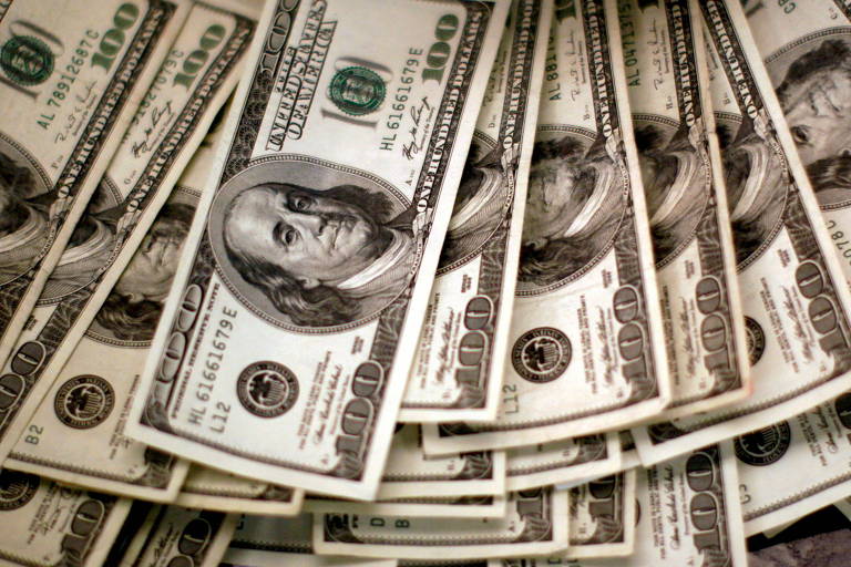 Citi eleva projeção do dólar para R$ 5,59 no ano que vem