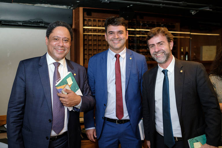 Lançamento do livro 'Muito Além do Direito' 