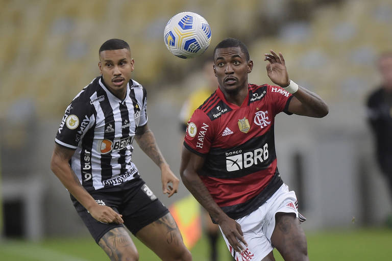 Lateral do Flamengo se envolve em acidente com vítima fatal no Rio