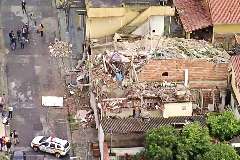 Prédios desabam e causam duas mortes em Belo Horizonte (MG)