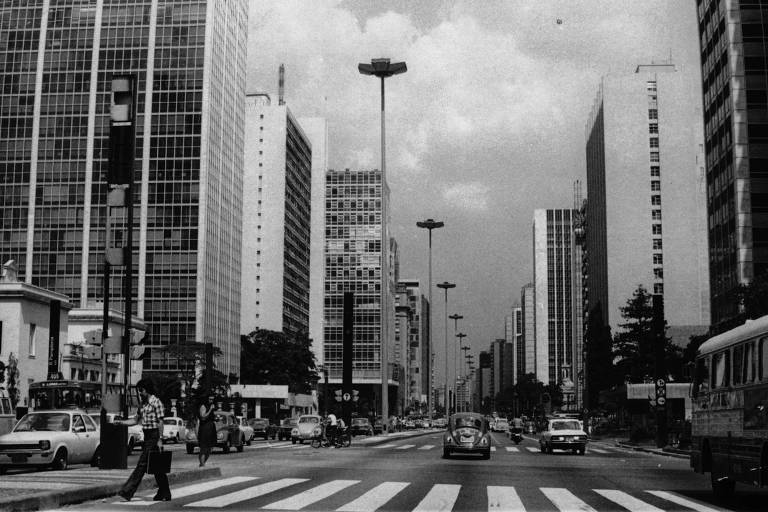 Avenida Paulista completa 130 anos nesta quarta-feira; festa com shows musicais será no domingo