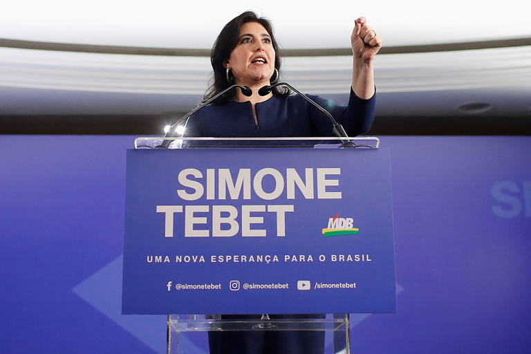 Simone Tebet se lança pré-candidata à Presidência pelo MDB e critica  líderes que dividem país - 08/12/2021 - Poder - Folha