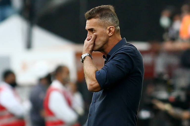 Vagner Mancini chega à ultima rodada do Campeonato Brasileiro tentando livrar o Grêmio do rebaixamento