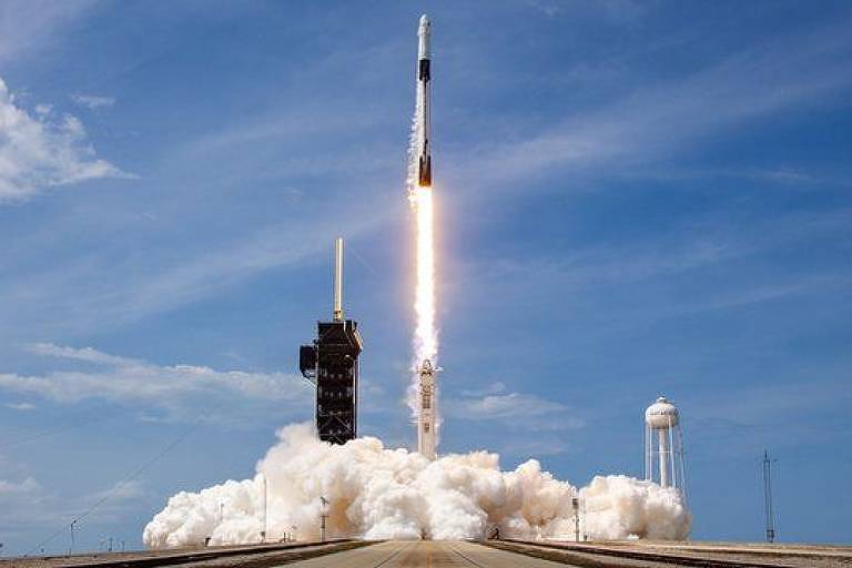 O foguete Falcon 9 e a cápsula Crew Dragon, da Space X, iniciaram uma nova fase do programa espacial americano