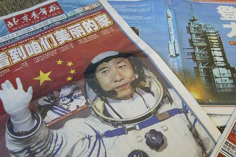 O feito de Yang Liwei ocupou as capas dos jornais chineses e fez de seu país uma nova potência da exploração espacial