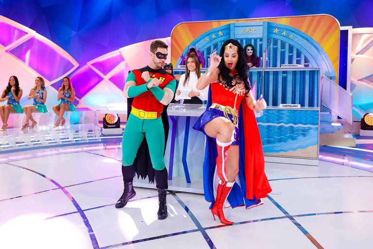 Super-Heróis invadem o Jogo dos Pontinhos no Programa Silvio Santos