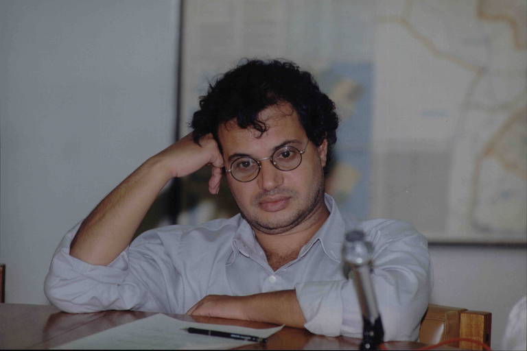 Jair de Oliveira conduziu inovações gráficas em quase 40 anos de Folha