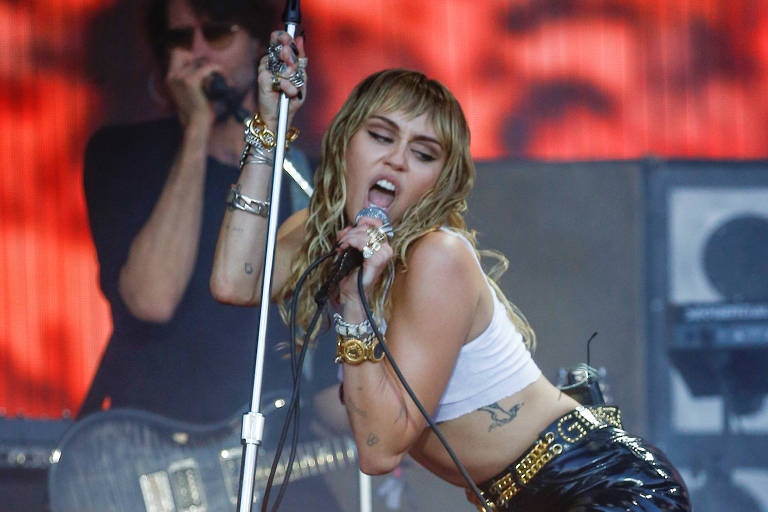 Lollapalooza Chile terá Foo Fighters, Miley Cyrus, Alok e Pabllo Vittar em 2022