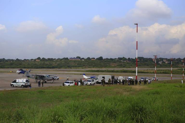O aeroporto de Cúcuta, onde duas bombas explodiram, matando três pessoas