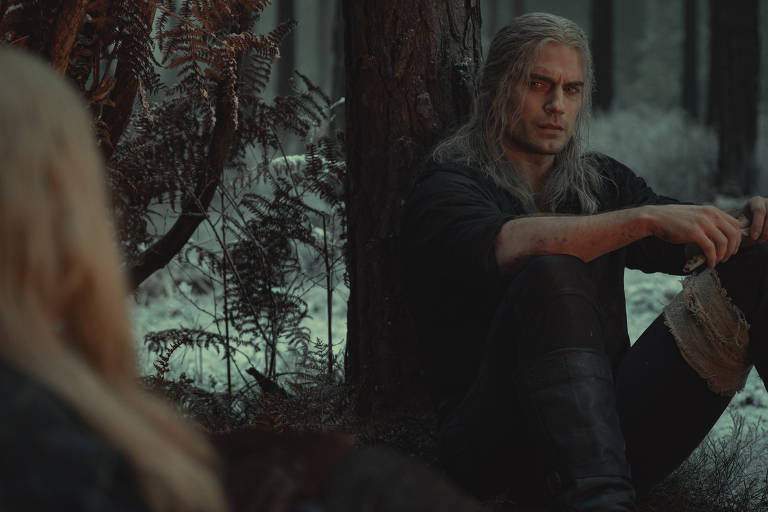 Henry Cavill se machuca durante filmagens de The Witcher