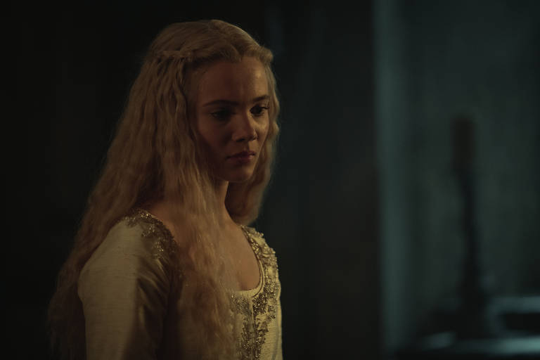 Atriz de The Witcher A Origem defende saída de Henry Cavill - Mix de Séries