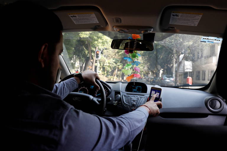 Turma do TST forma maioria para reconhecer vínculo entre Uber e motorista