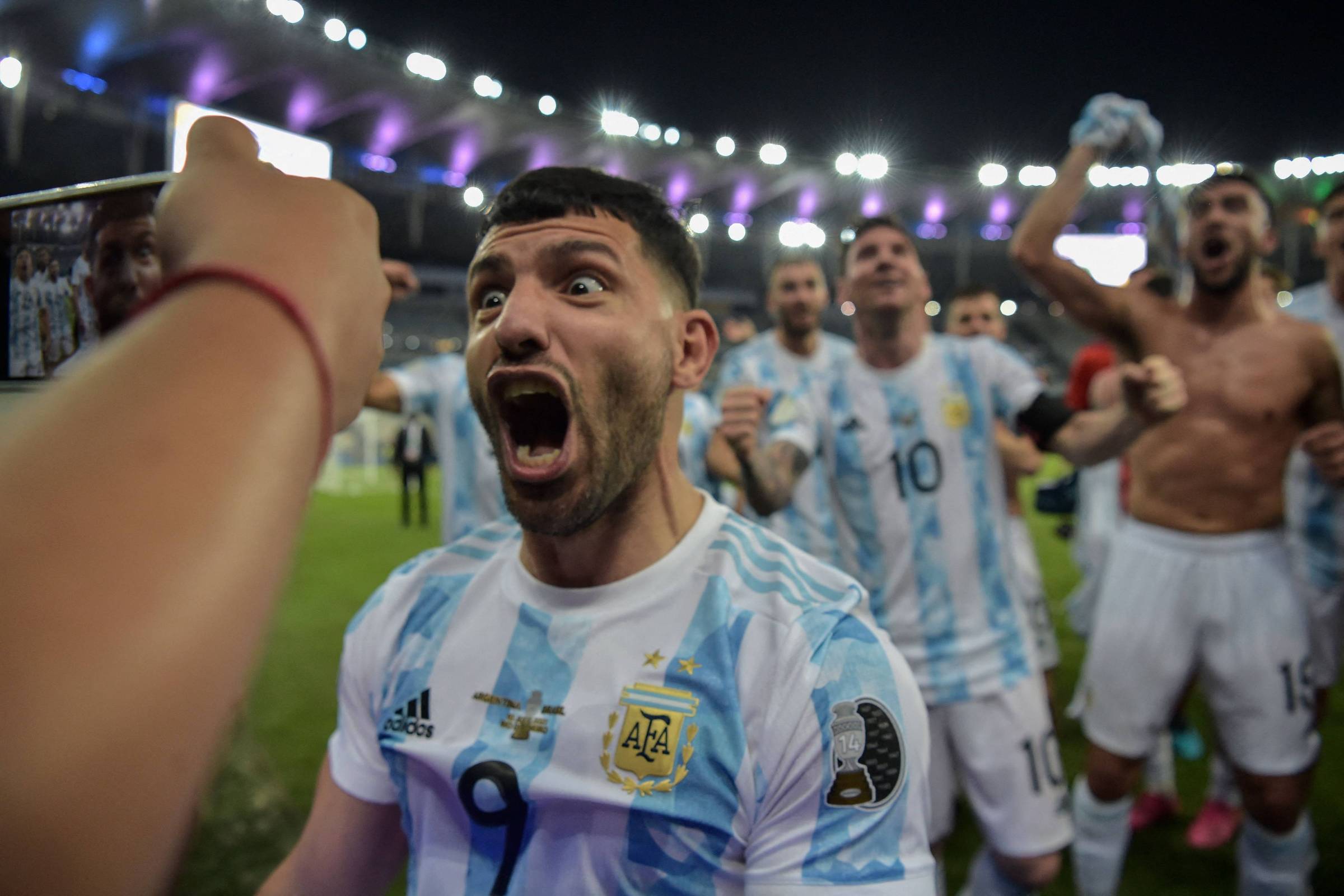 Agüero, ídolo argentino, viaja con los brasileños a Qatar – 18/11/2022 – Deporte