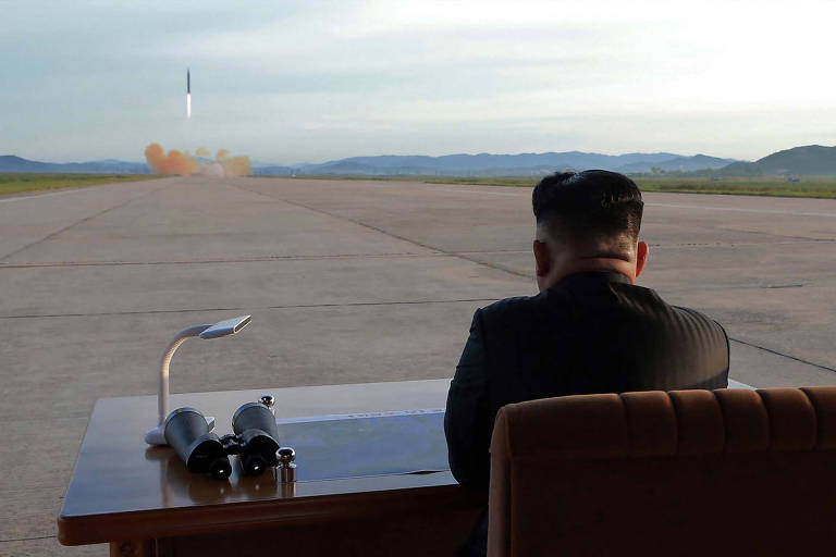 Kim faz 10 anos como ditador mão de ferro em uma Coreia do Norte ainda mais isolada