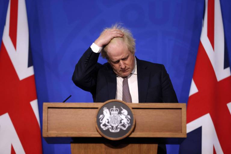 Fritura de Boris Johnson ganha novo impulso com derrota eleitoral em reduto conservador