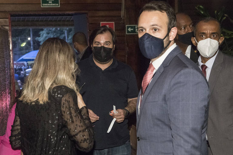 O ex-presidente da Câmara Rodrigo Maia (sem partido-RJ) e o advogado Bruno Salles