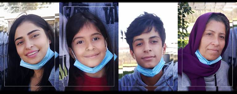 Da esquerda para a direita, Hadiya Rzgar Hussein, 22, sua irmã de sete anos de idade, Hasti, seu irmão Mubin, 16, e sua mãe, Kazhal, 46
