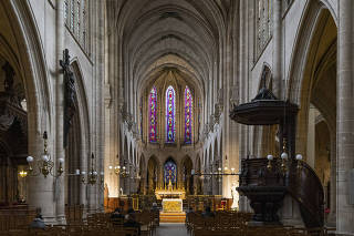 Notre Dame?s religious services, along with some of its music, have moved to St.-Germain-l?Auxerrois, across the street from the Louvre.  (Joann Pai/The New York Times)
