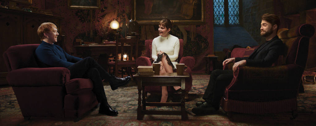 Os três protagonistas de 'Harry Potter' se reúnem em cena do especial da HBO Max