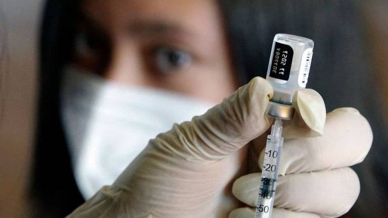 Até 21 de dezembro, 77,2% da população havia realizado o ciclo vacinal completo no Equador