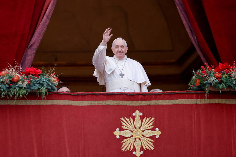 Papa Francisco dedica discurso de Natal ao diálogo e pede a Deus que evite conflito na Ucrânia