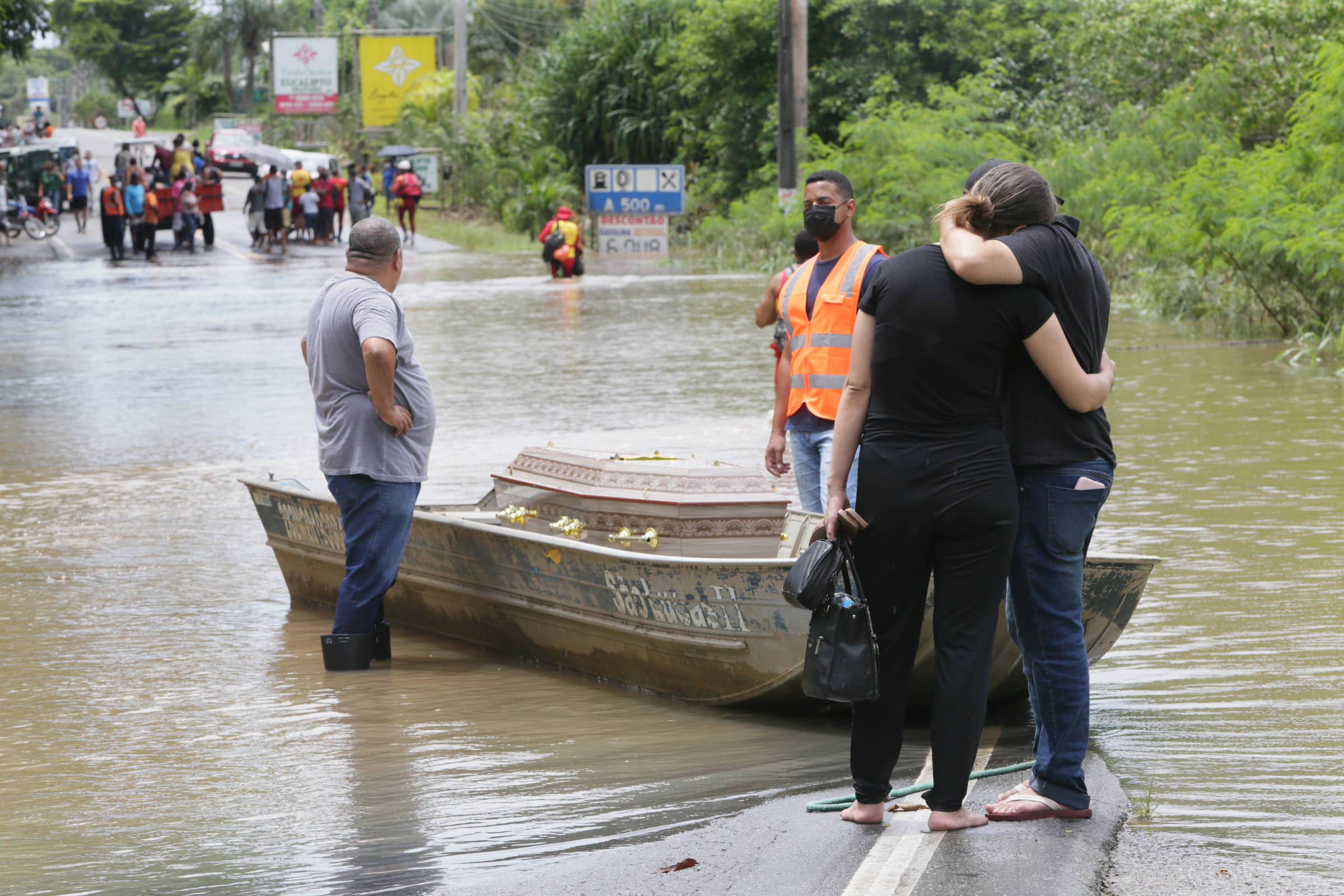 A chuva acabou com o pouco que a gente tinha, diz indígena na Bahia