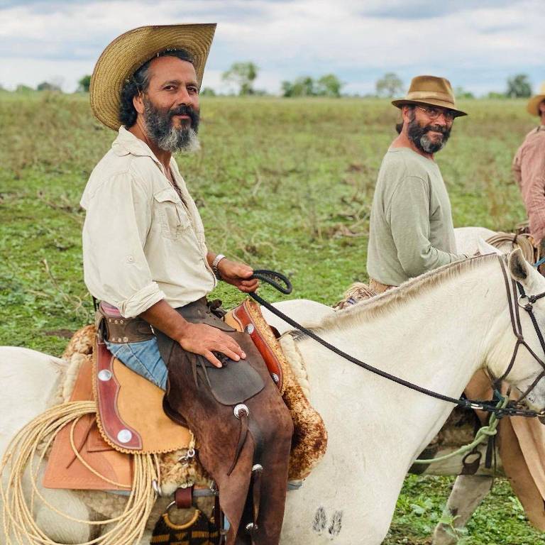 Montaria em cavalo pantanal 