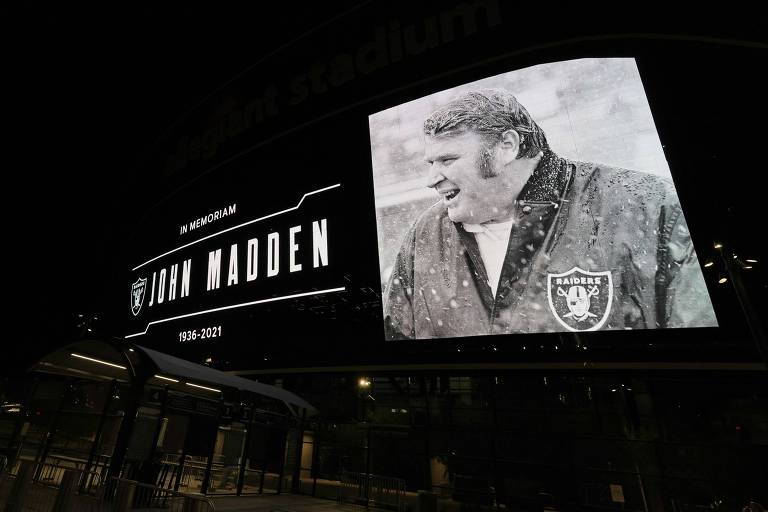 Homenagem a Madden no estádio do Las Vegas Raiders na terça (28)