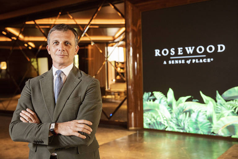 O diretor geral do Rosewood São Paulo, Edouard Grosmangin, defende os restaurantes de hotel façam parte do dia a dia dos brasileiros, não estejam só nas comemorações especiais. 
