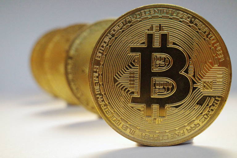 Representações físicas da moeda virtual bitcoin