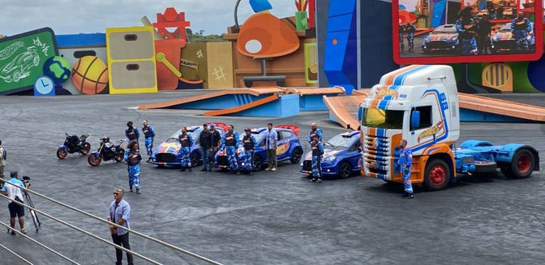 Bolsonaro na apresentação Hot Wheels - Epic Show, no Beto Carrero