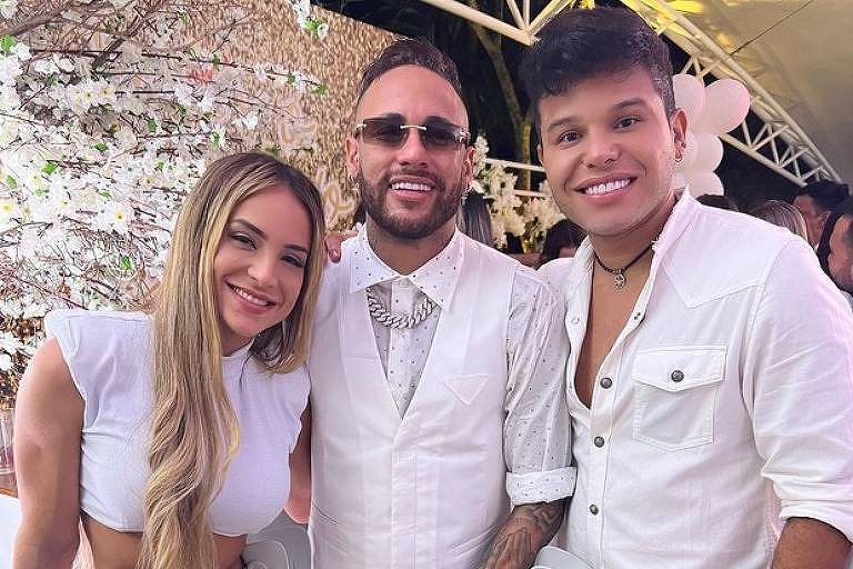 Neymar passa Réveillon com Tierry e Gabi Martins