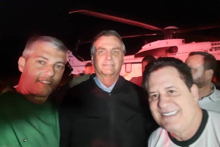 Prefeito André Chaves e Marrone com Bolsonaro em Buriti Alegre