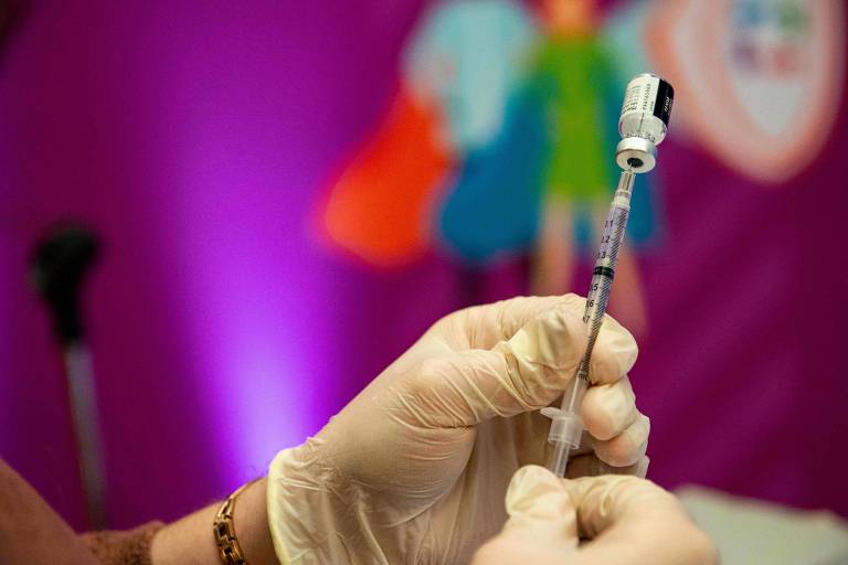 Saúde prevê vacina da Pfizer contra a Covid para crianças de 0 a 4 anos