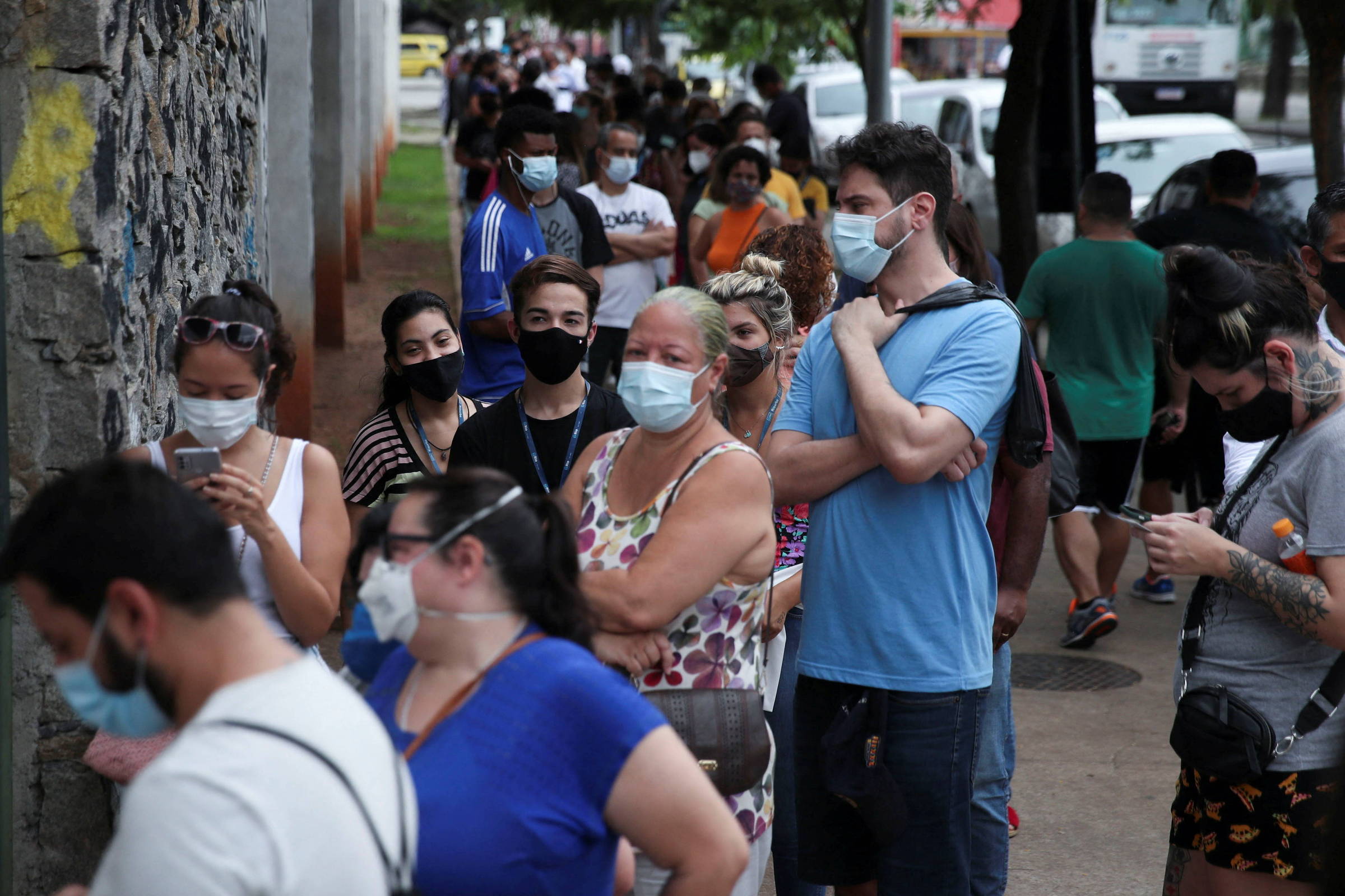 Recife abre 10 novos leitos de UTI para Covid-19 no Hospital Evangélico -  Folha PE