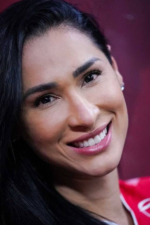 Imagens da jogadora Jaqueline Carvalho