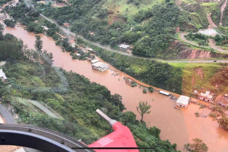 Inundação na cidade de Nova Lima