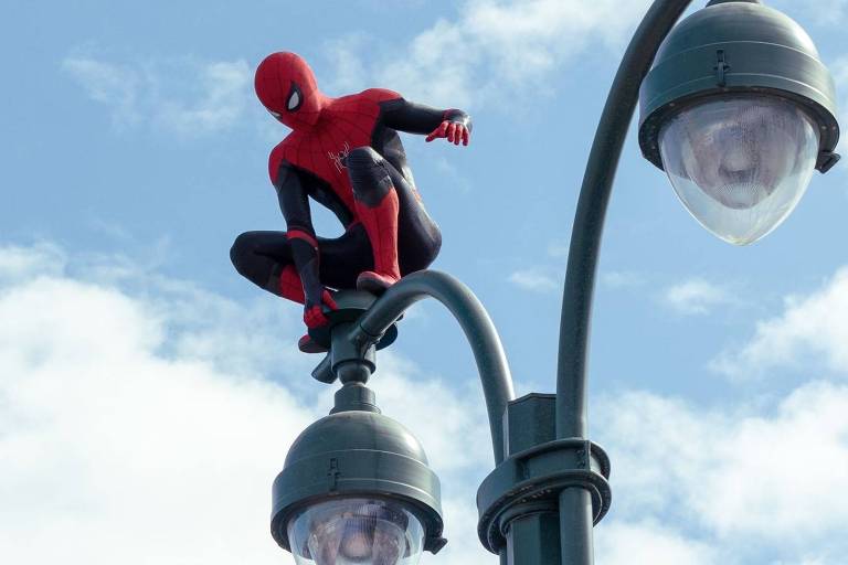 'Homem-Aranha' salvou cinemas do país em 2021 e abocanhou 22,5% do público
