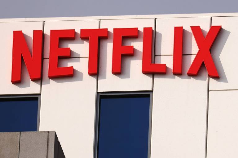 Logotipo da Netflix em prédio dos Estados Unidos