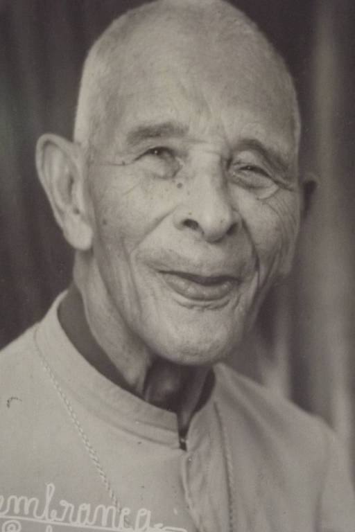Imagem do rosto de padre Libério