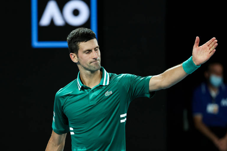 Djokovic durante partida do Australian Open de 2021