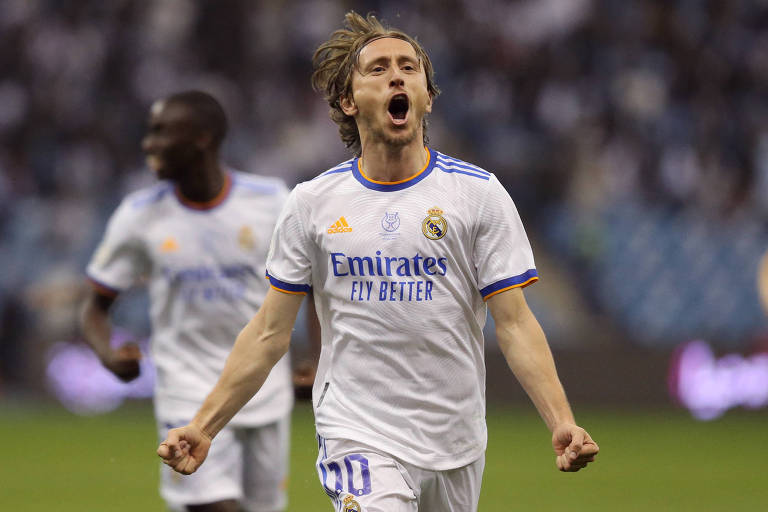 Luka Modric comemora o primeiro gol do Real Madrid na final da Supercopa da Espanha, contra o Athletic