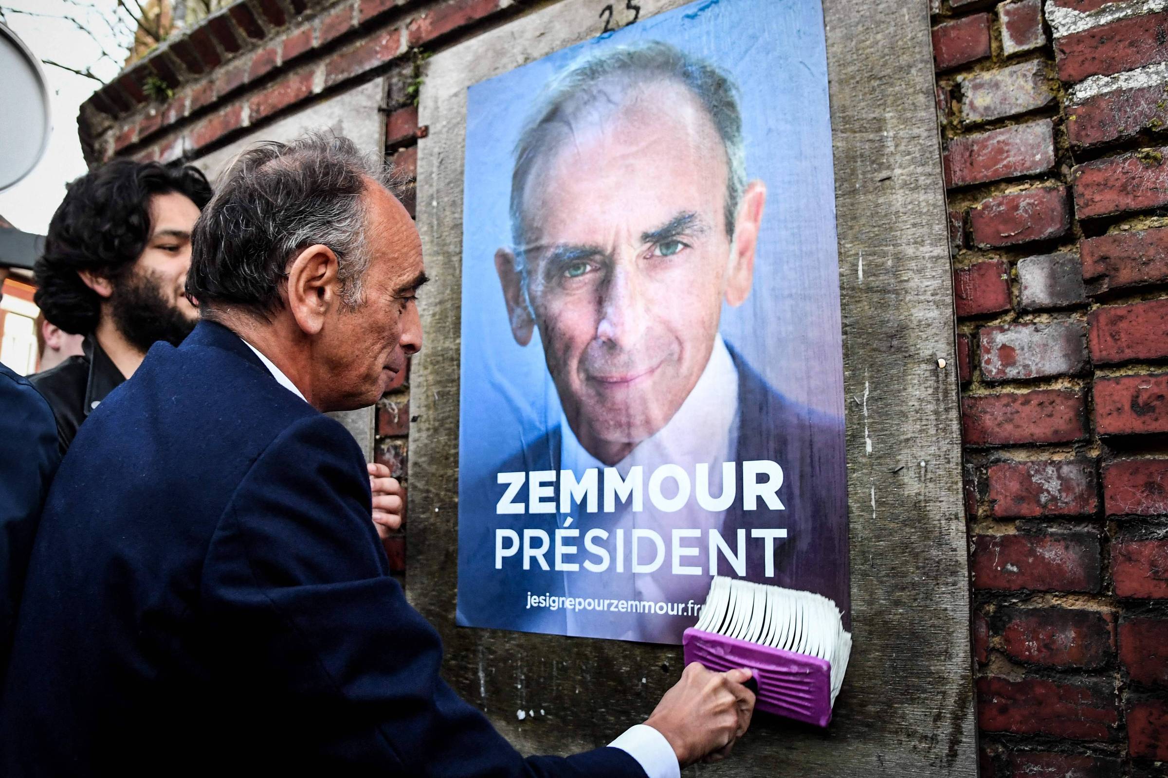 Le candidat d’extrême droite Eric Zemmour condamné en France pour incitation à la haine – 17/01/2022 – Monde