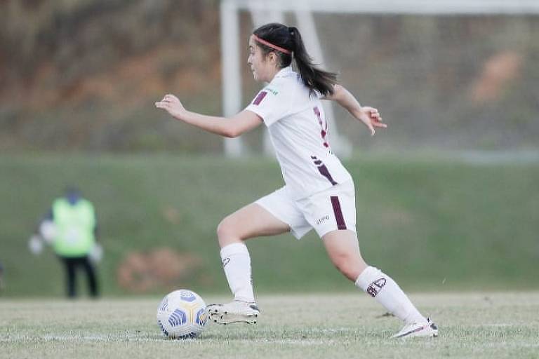 Menina não jogar futebol é questão de cultura